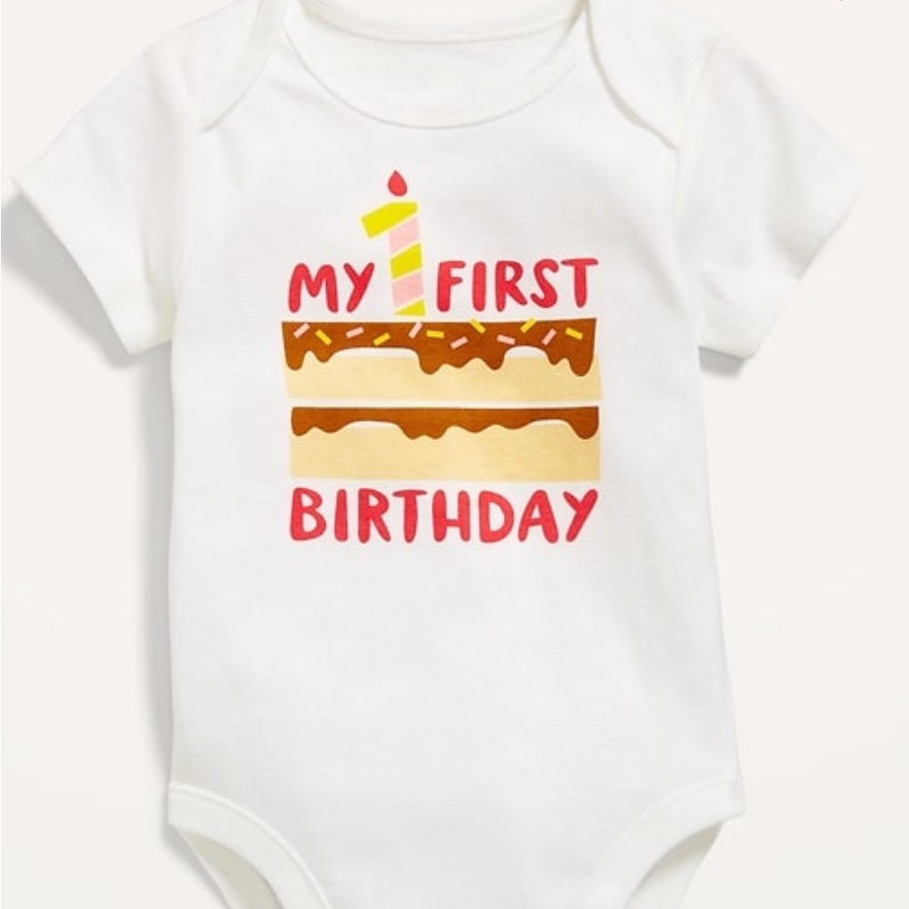 ⭐️⭐️Unisex First Birthday T-shirt⭐️⭐️